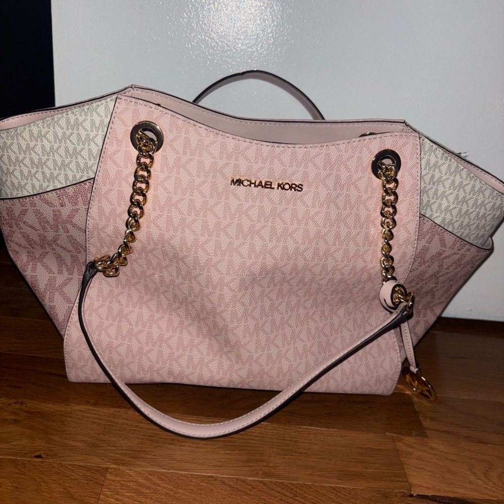 Michael Kors chain shoulder Bag
